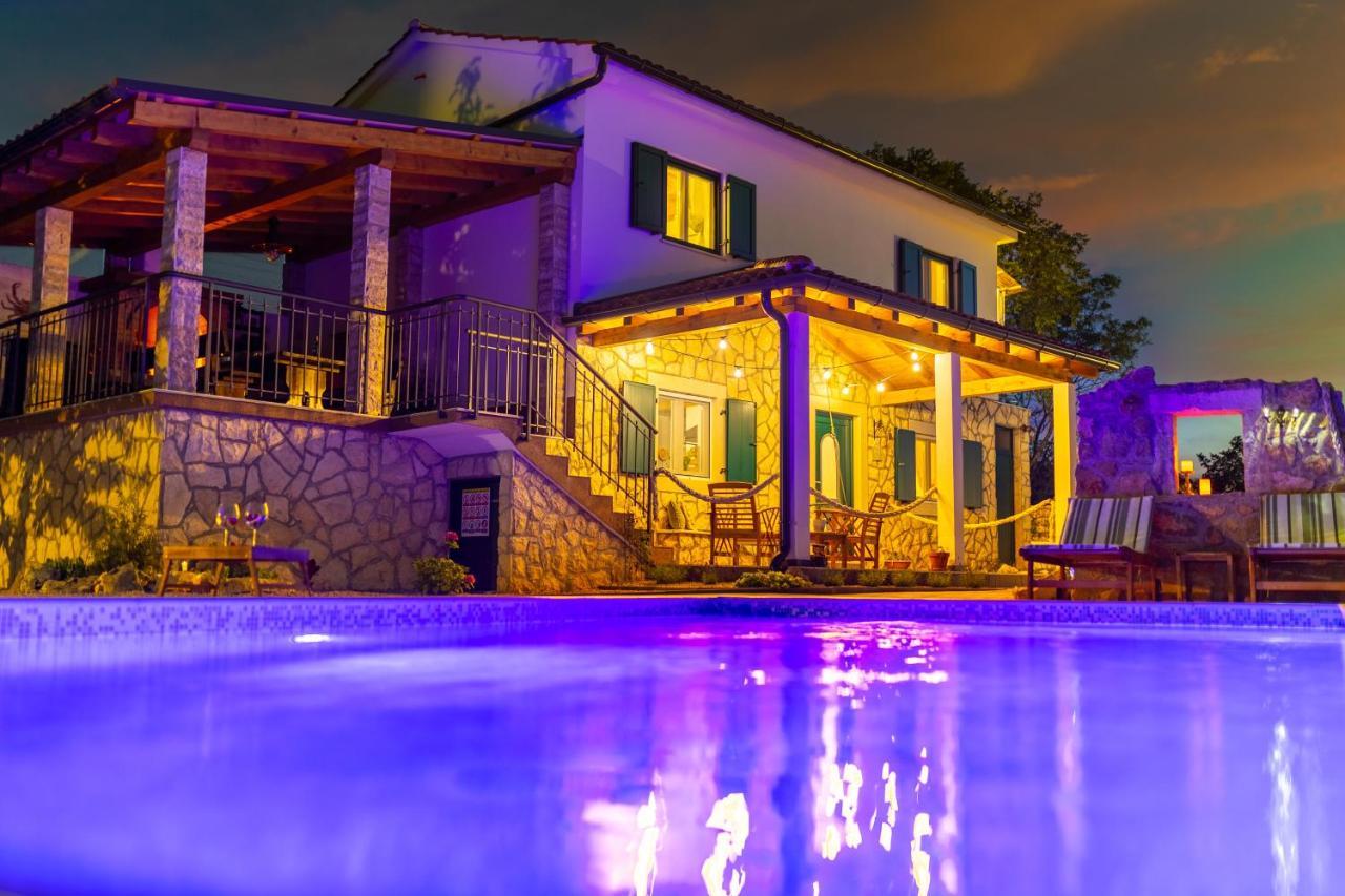 Villa Adastra Malinska Exterior photo